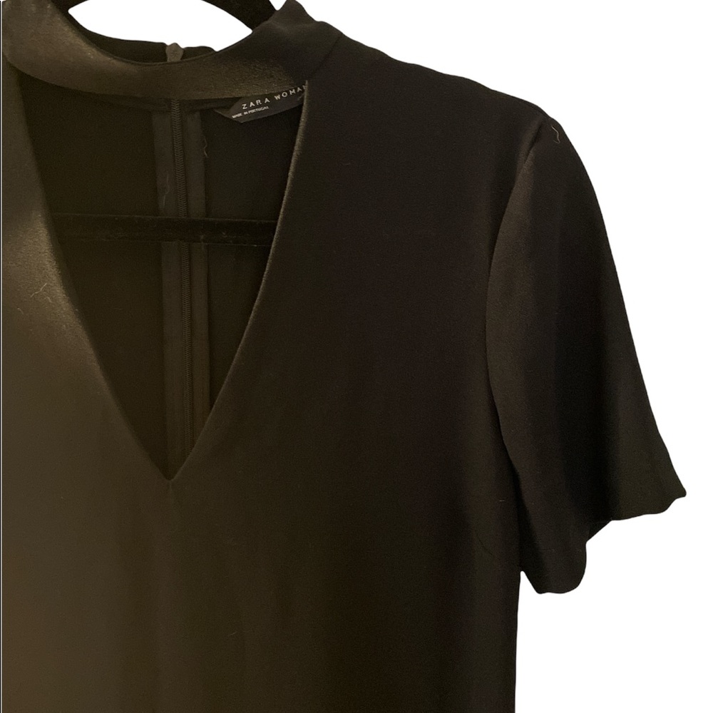 ZARA WOMAN Peep Neck LBDress